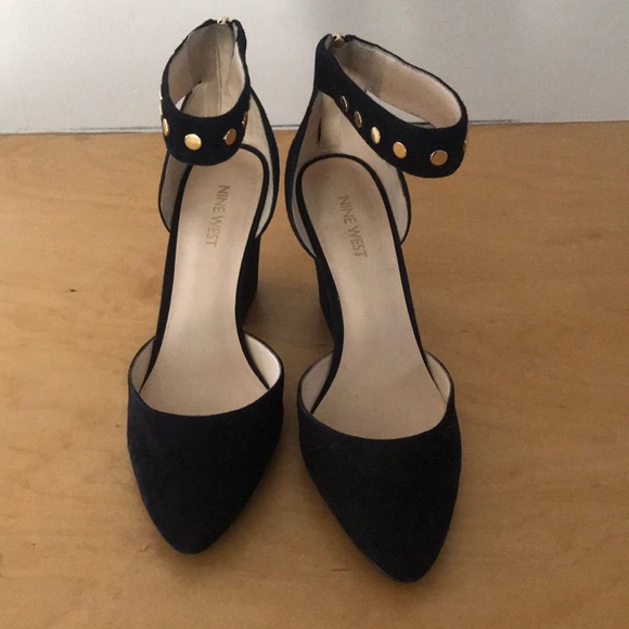 SOLD Nine West Heels - Picture 4 of 8